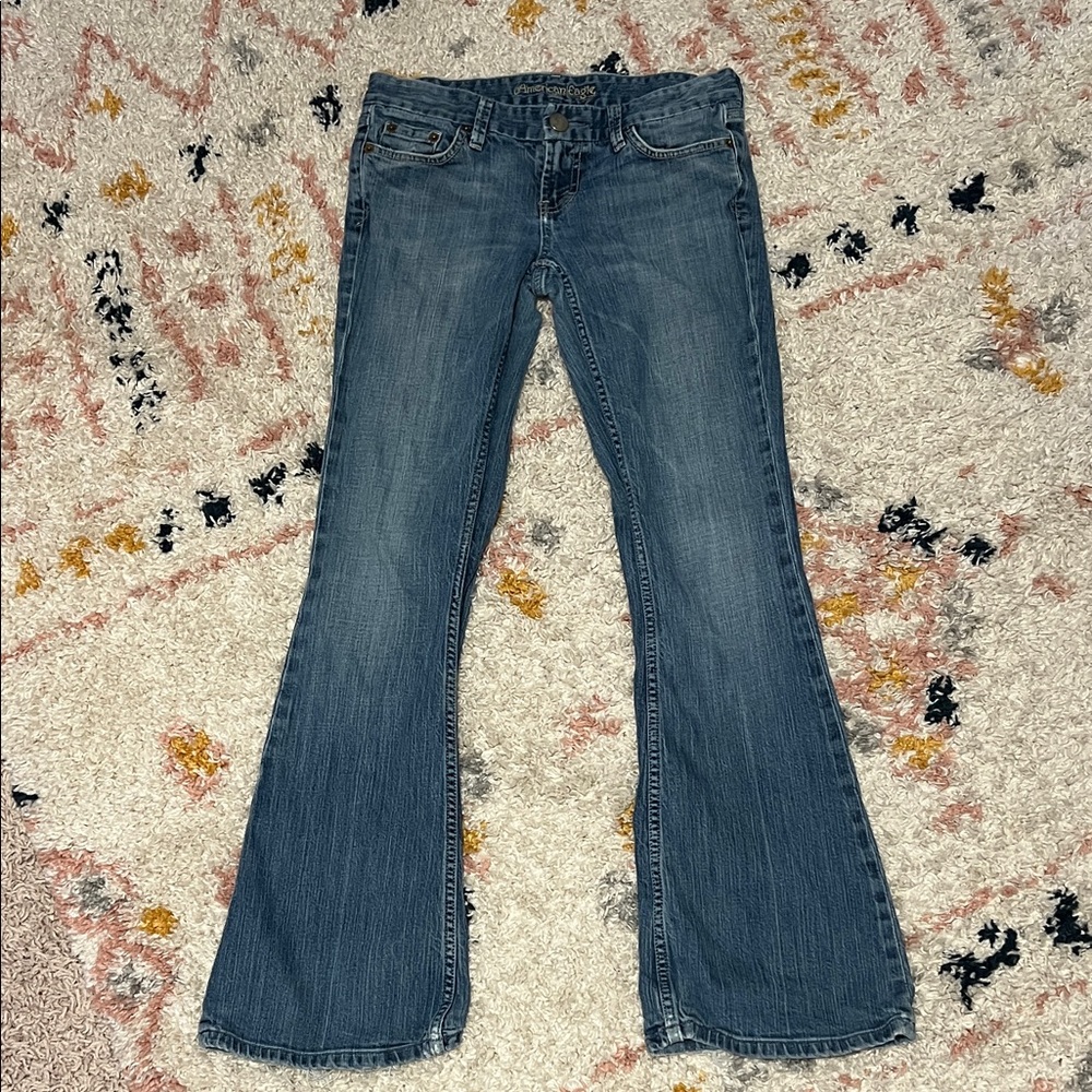 ❌sold❌ American Eagle Outfitters Blue Low-Rise Flare Jeans | 4
